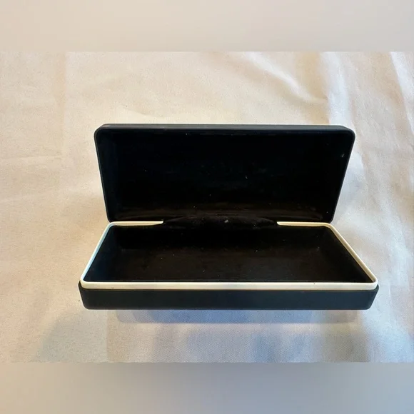 Givenchy Elegant Black Eyeglass Sunglasses Hard Case - Picture 4 of 5